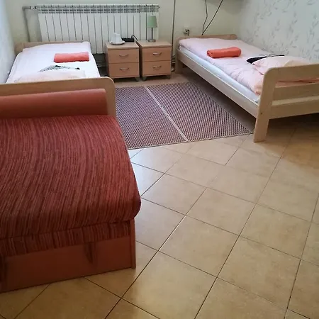 Dom Mysliwski Albergue *